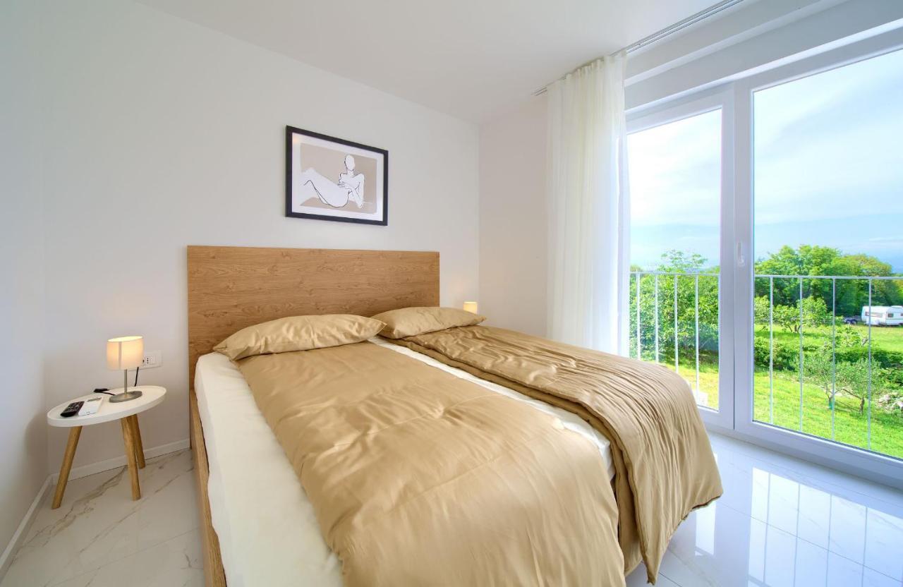Villa Rossa Zupanje ภายนอก รูปภาพ